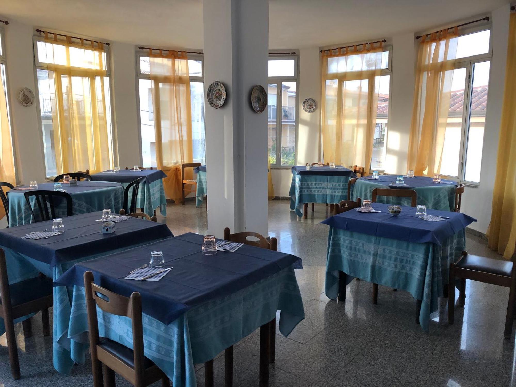 לה קאלטה Hotel L'Ancora מראה חיצוני תמונה