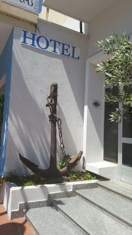 לה קאלטה Hotel L'Ancora מראה חיצוני תמונה
